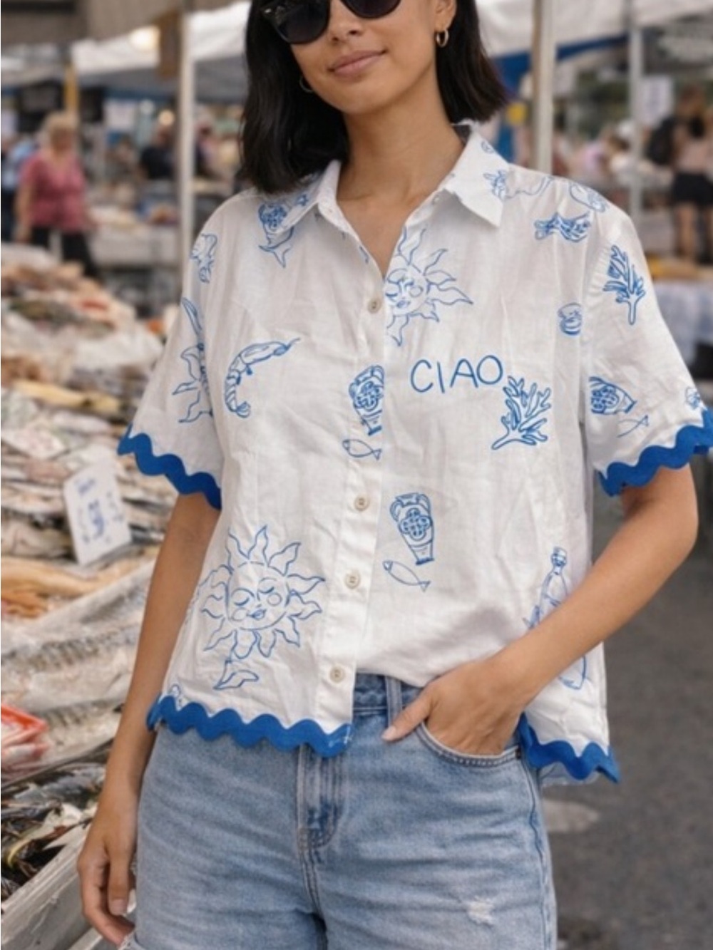 Jane + Delancey Size M Linen Blend Ciao Print Button Down